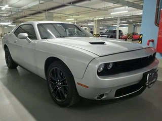 2021 Dodge Challenger III Рестайлинг 2, серый, 3500000 рублей, вид 2