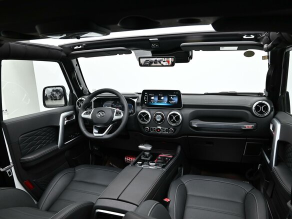 2026 BAIC BJ40 I Рестайлинг, белый, 3349000 рублей - вид 9