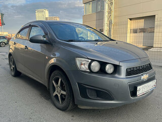 2014 Chevrolet Aveo II, серый, 650000 рублей, вид 4