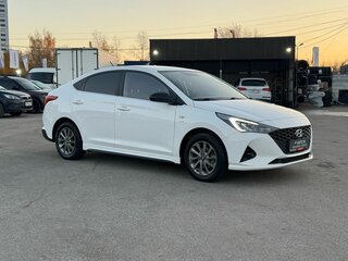 2022 Hyundai Solaris II Рестайлинг, белый, 1499000 рублей, вид 2