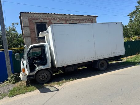 2007 Hyundai HD72, белый, 800000 рублей, вид 4