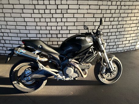 2009 Ducati Monster 696, чёрный, 430000 рублей, вид 2