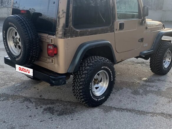 1998 Jeep Wrangler II (TJ), коричневый, 1070000 рублей - вид 2
