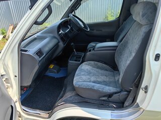 1999 Toyota HiAce H100, белый, 860000 рублей, вид 5