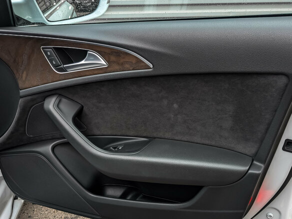 2014 Audi A6 IV (C7), белый, 1880000 рублей - вид 25