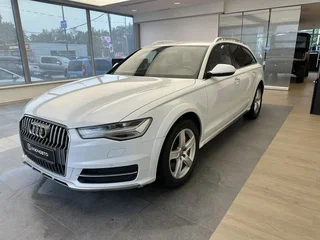 2016 Audi A6 allroad III (C7) Рестайлинг, белый, 2790000 рублей, вид 1