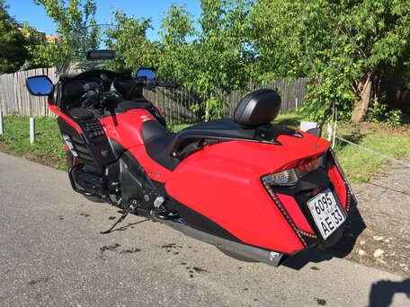2013 Honda GL 1800 Gold Wing, красный, 999000 рублей, вид 5