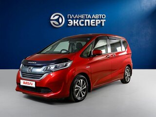 2018 Honda Freed II, красный, 1520000 рублей, вид 1
