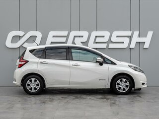 2018 Nissan Note e-Power II Рестайлинг, белый, 1240000 рублей, вид 5