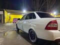 2013 Lada (ВАЗ) Priora I Рестайлинг, белый, 350000 рублей - вид 2