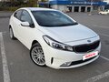 2017 Kia Cerato III Рестайлинг (Classic), белый, 1590000 рублей - вид 5