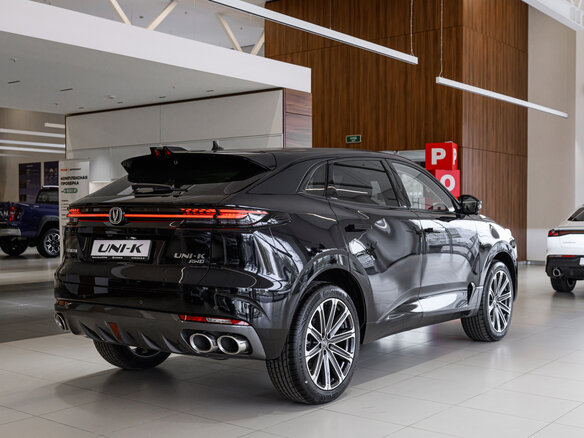 2024 Changan UNI-K, чёрный, 3700000 рублей - вид 8