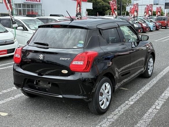 2019 Suzuki Swift V, чёрный, 870000 рублей - вид 5