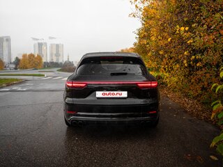 2021 Porsche Cayenne S III, чёрный, 7500000 рублей, вид 5