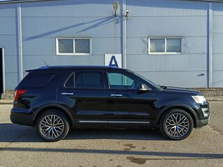 2018 Ford Explorer V Рестайлинг, чёрный, 2350000 рублей, вид 4