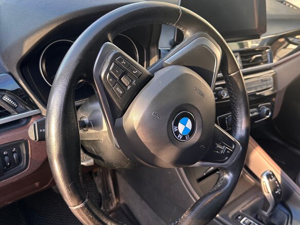 2021 BMW X1 Long 20Li sDrive II (F48) Рестайлинг, серый, 3000000 рублей - вид 8