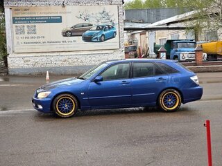 2001 Toyota Altezza, синий, 750000 рублей, вид 3