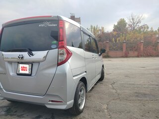 2020 Toyota Roomy I, серебристый, 1050000 рублей, вид 3