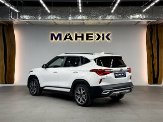 2021 Kia Seltos I, белый, 2350000 рублей, вид 4