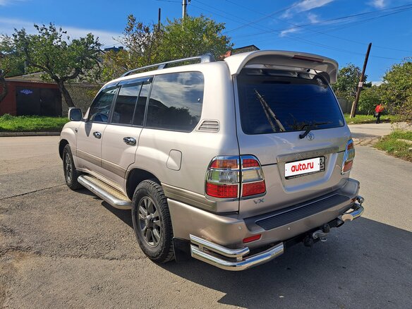 2005 Toyota Land Cruiser 100 Series Рестайлинг 2, серебристый, 2400000 рублей - вид 5
