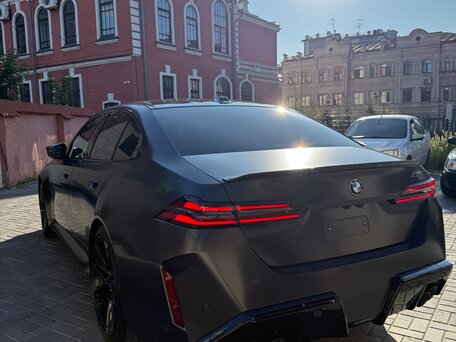 2024 BMW M5 VII (G90), серый, 16200000 рублей, вид 4