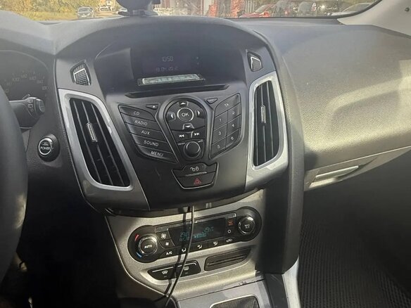 2012 Ford Focus III, белый, 850000 рублей - вид 10