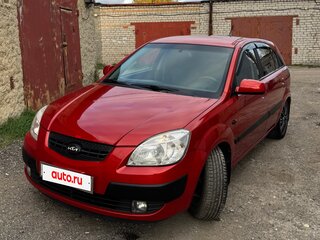 2008 Kia Rio II, красный, 760000 рублей, вид 5