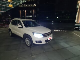 2013 Volkswagen Tiguan I Рестайлинг, белый, 1520000 рублей, вид 2