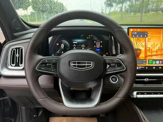 2026 Geely Monjaro I Рестайлинг, чёрный, 4200025 рублей, вид 5