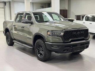 2025 Ram 1500 Crew Cab V Рестайлинг, зелёный, 8990000 рублей, вид 5