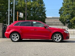 2018 Audi A3 III (8V) Рестайлинг, красный, 995008 рублей, вид 4