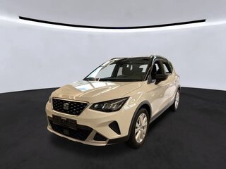 2022 SEAT Arona I Рестайлинг, белый, 1482000 рублей, вид 3