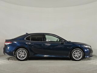 2018 Toyota Camry VIII (XV70), синий, 2515000 рублей, вид 4