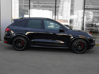 2012 Porsche Cayenne S II (958), чёрный, 2649000 рублей, вид 3