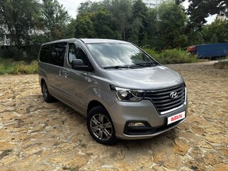 2019 Hyundai Grand Starex I Рестайлинг 2, серый, 4100000 рублей, вид 3