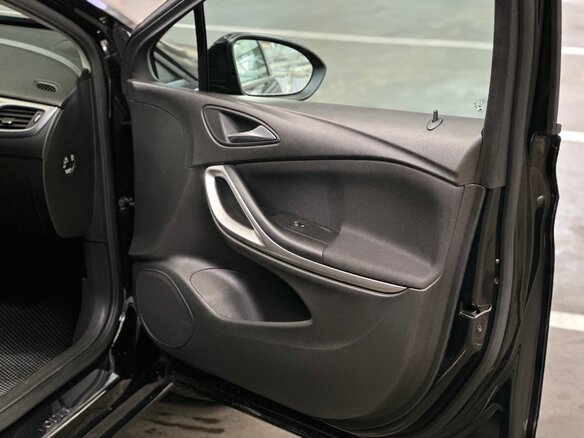 2021 Opel Astra K Рестайлинг, чёрный, 1300000 рублей - вид 27