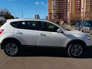 2013 Nissan Qashqai I Рестайлинг, белый, 1290000 рублей, вид 3