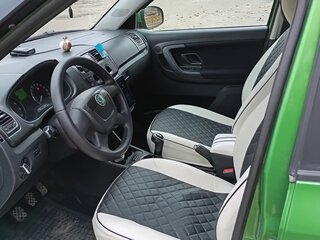 2011 Skoda Fabia II Рестайлинг, зелёный, 600000 рублей, вид 5