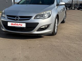 2012 Opel Astra J Рестайлинг, серебристый, 650000 рублей, вид 1