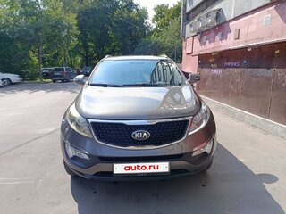 2014 Kia Sportage III Рестайлинг, серебристый, 1400000 рублей, вид 3