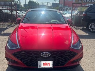 2020 Hyundai Sonata VIII (DN8), красный, 3050000 рублей, вид 4