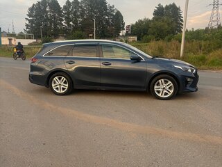 2020 Kia Ceed III, синий, 1900000 рублей, вид 4