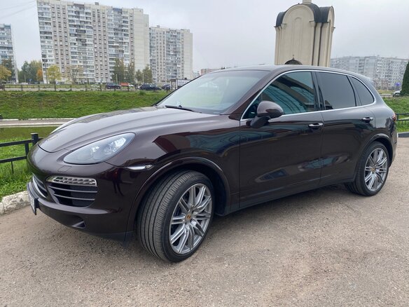 2014 Porsche Cayenne II Рестайлинг (958), коричневый, 2495000 рублей