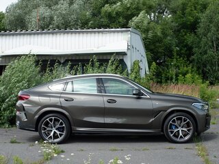 2022 BMW X6 30d III (G06), зелёный, 6951195 рублей, вид 1