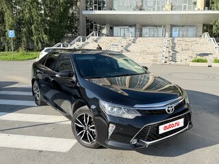 2017 Toyota Camry VII (XV50) Рестайлинг 2, чёрный, 2400000 рублей, вид 4
