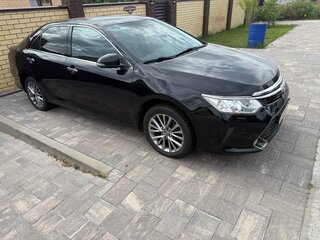 2015 Toyota Camry VII (XV50) Рестайлинг, чёрный, 2150000 рублей, вид 3