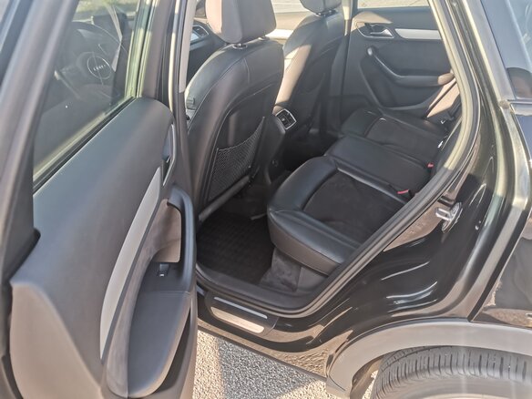 2015 Audi Q3 I (8U) Рестайлинг, чёрный, 1750000 рублей - вид 21