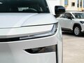 2026 Toyota bZ3X 50 kWh, серебристый, 2340000 рублей - вид 10