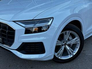 2022 Audi Q8 55 TFSI I (4M), белый, 7950000 рублей, вид 1