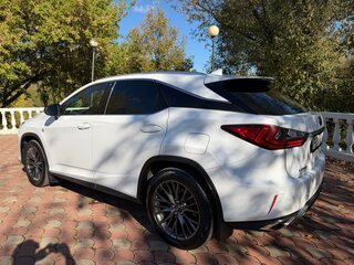 2016 Lexus RX 200t IV, белый, 3580000 рублей, вид 4